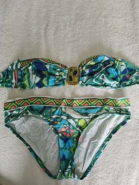 Trina Turk Aqua Print Bikini - SIZE 4